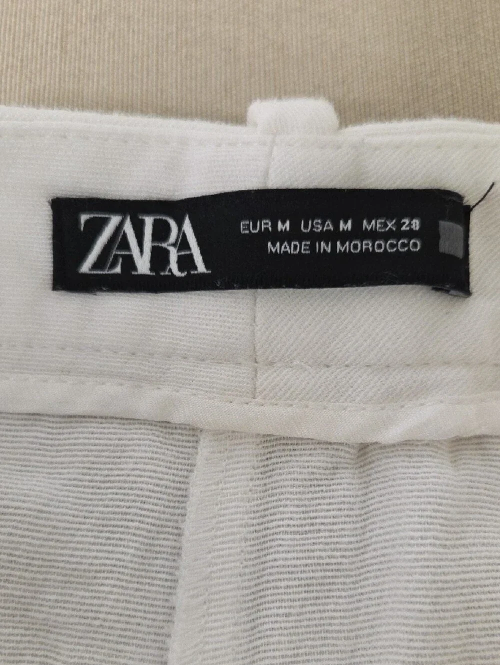 Zara White Textured High-Rise Pants Size MED
